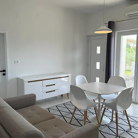 Jakovinovic Appartement Ražanac